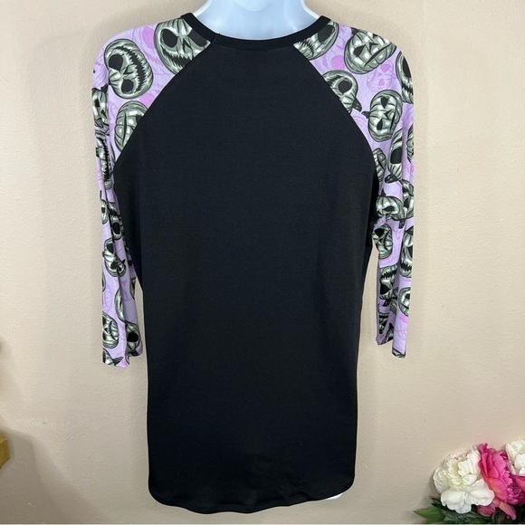 S LuLaRoe Black & Purple Halloween Pumpkin Jackolantern Randy Baseball Tee Small - Picture 5 of 7